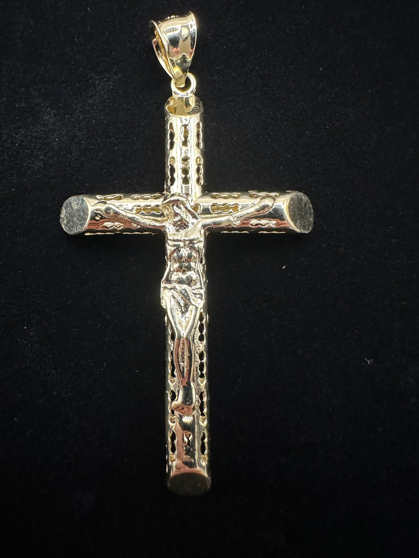 10kt Yellow Gold Cross Pendant
