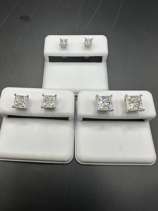 Sterling Silver Solitaire Moissanite Studs